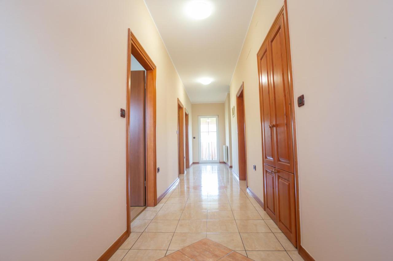 Holiday Home Labud Zminj Exterior photo